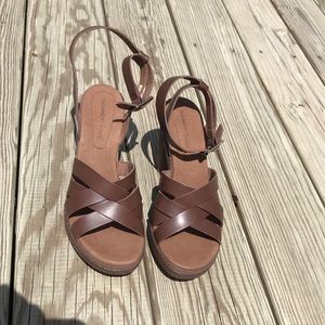 COPY - NWOT TIMBERLAND Sandals With Ortholite